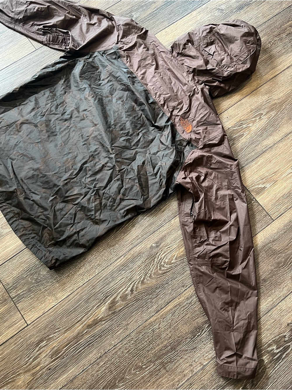 The North Face Dryvent Brown Camo Hooded Rain Jacket Men’s Medium - Picture 6 of 13